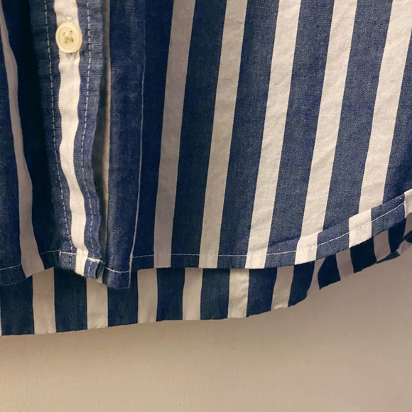 Gap Blue White Chambray Striped Button Down - Picture 3 of 6